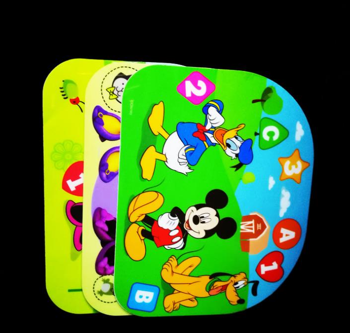 熱銷創(chuàng)意膠印UV印刷 東莞廠家UV印刷 PP卡片 PP吊卡 PP餐墊定制廠